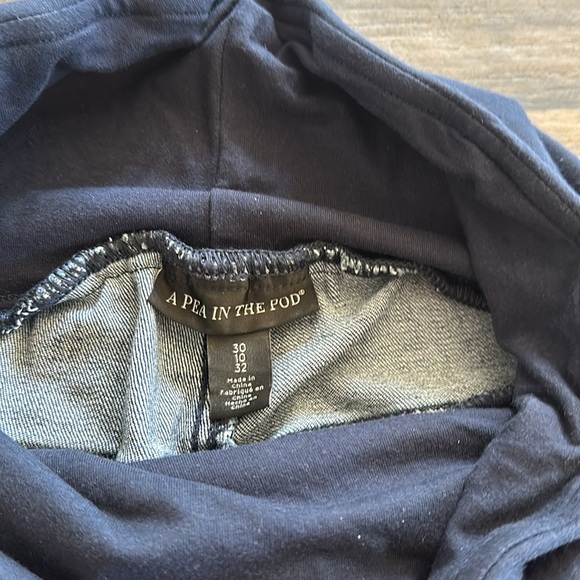 A pea in the pod maternity jeans - Picture 2 of 3